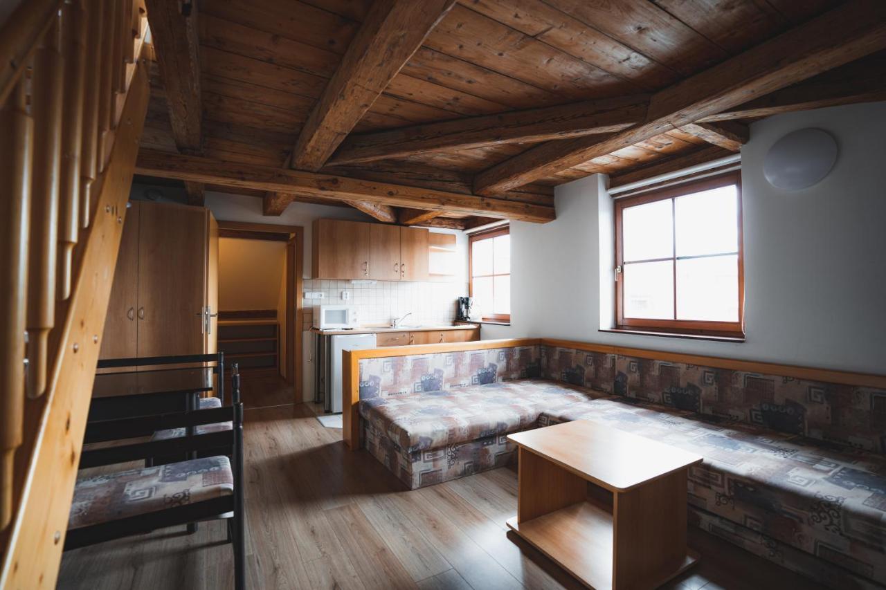 Apartment Jurica 86 *